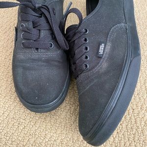 Black Vans size 8